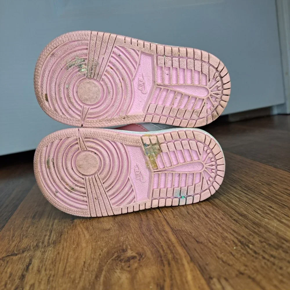 Jordan Baby Infant Girl's Hook and Loop Sneakers Pink and White Size 4C